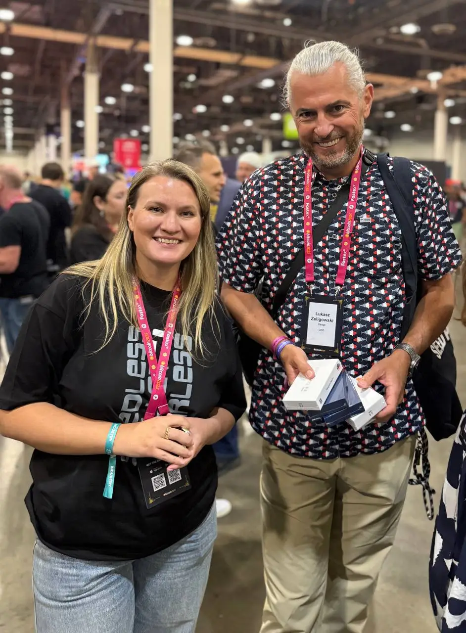 Tangem booth demonstration